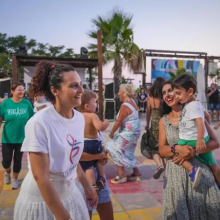 Resort Hang Loose & 4 Stelle Calabria