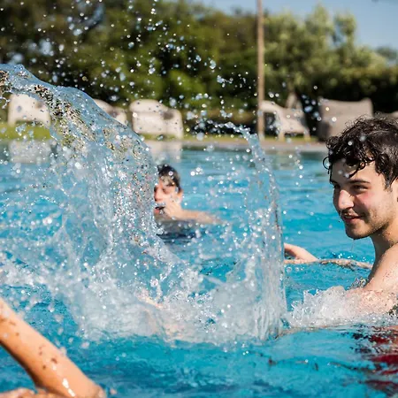 Resort Hang Loose & 4 Stelle Calabria Gizzeria