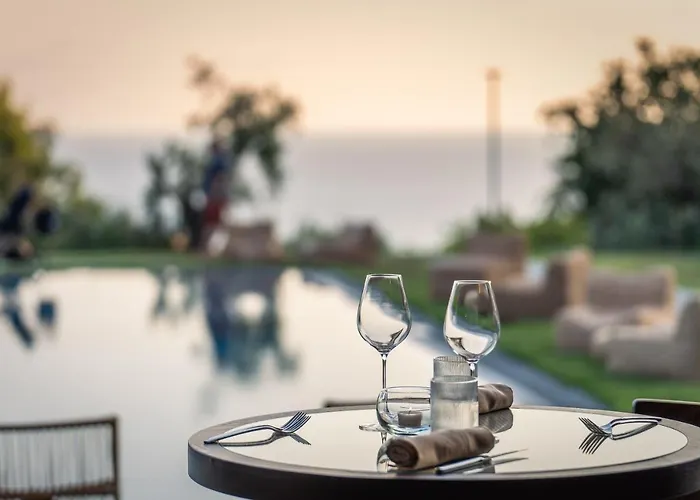 Resort Hang Loose & 4 Stelle Calabria 4*