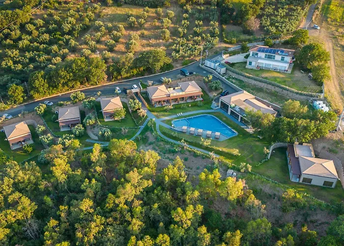 Resort Hang Loose & 4 Stelle Calabria